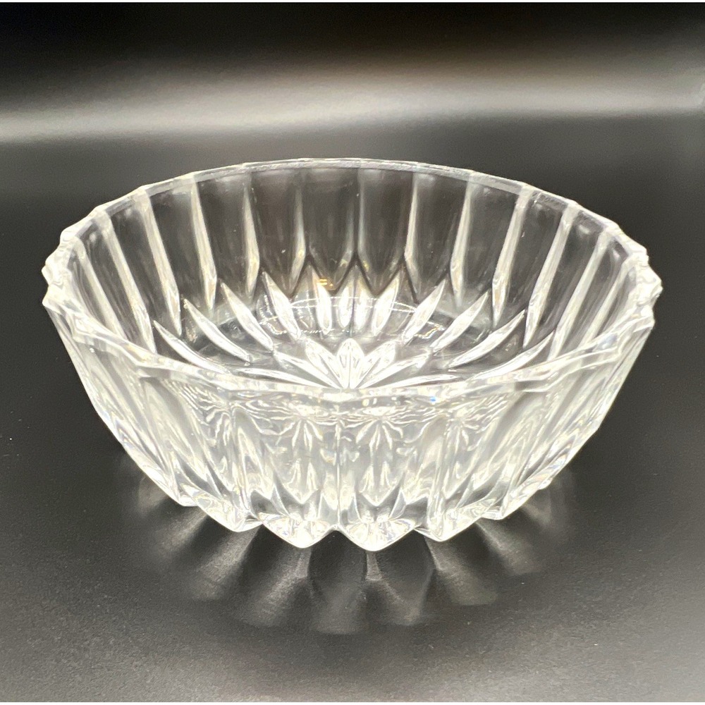 Vintage Clear Pressed Glass Individual Berry Bowl 4" Diameter 16 Point Star
